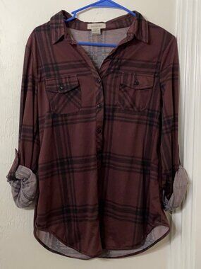 Berry colored 3/4 length tunic top